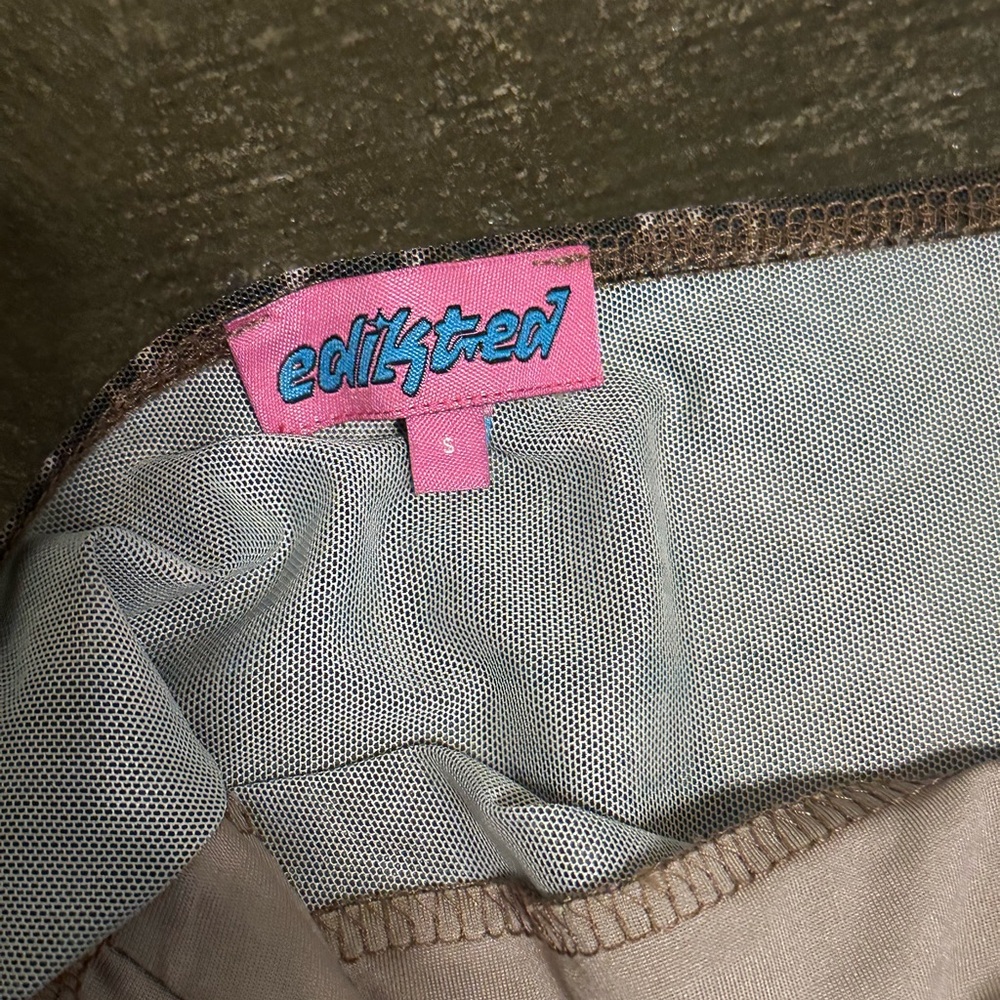 Edikted Two-Piece Set - Picture 3 of 8